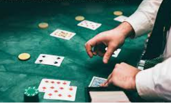 Online baccarat, How to teach to play  for newbies 2022